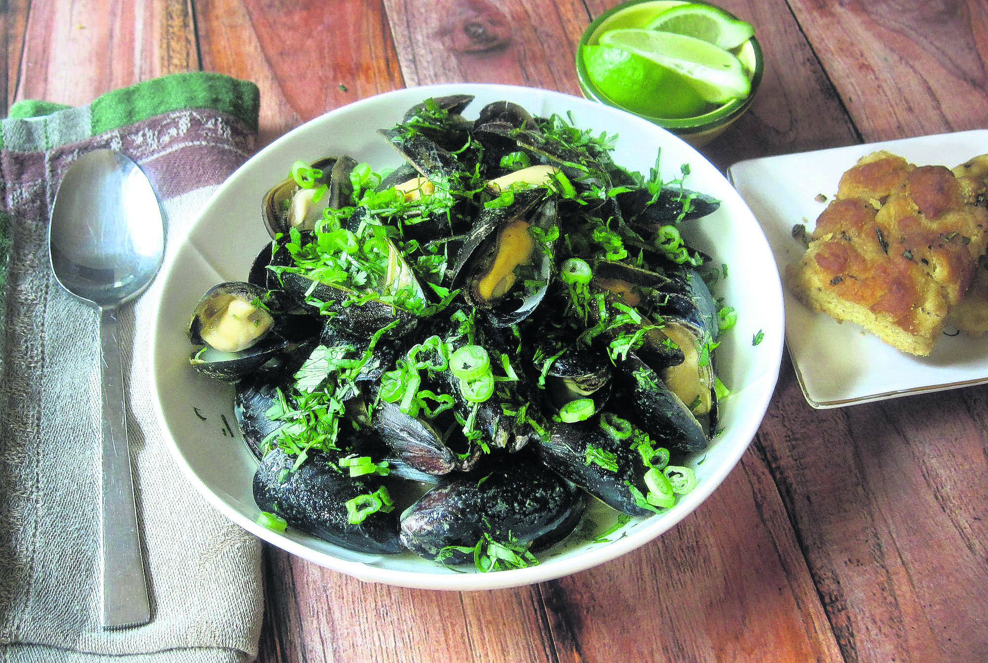 Food Column KitchenWise Steamed Mussels