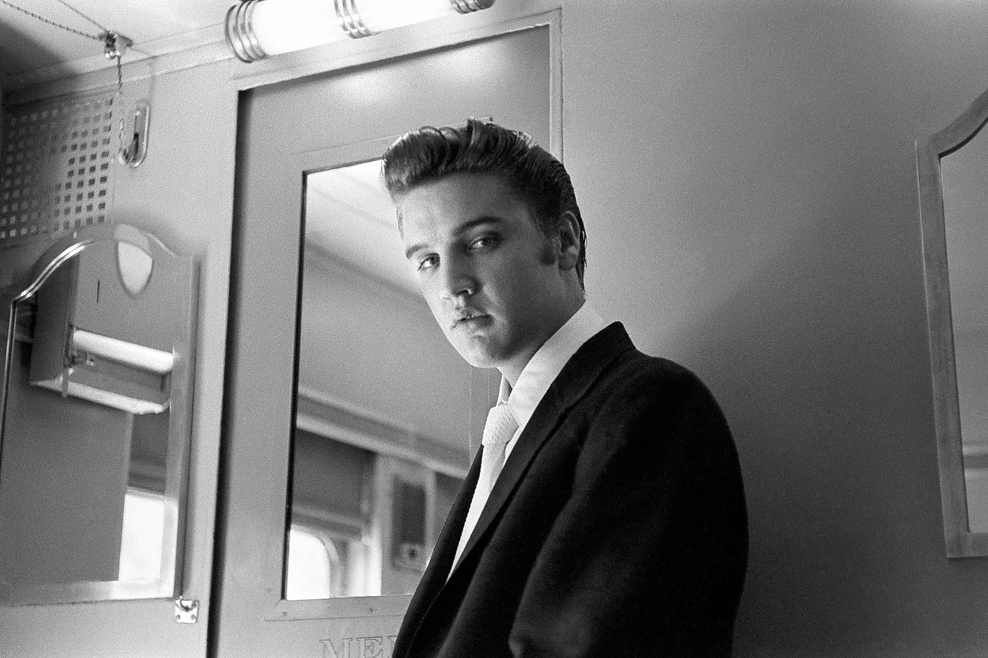TV-Elvis Documentary