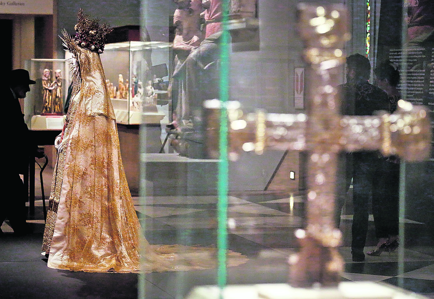 Fashion Met Exhibit