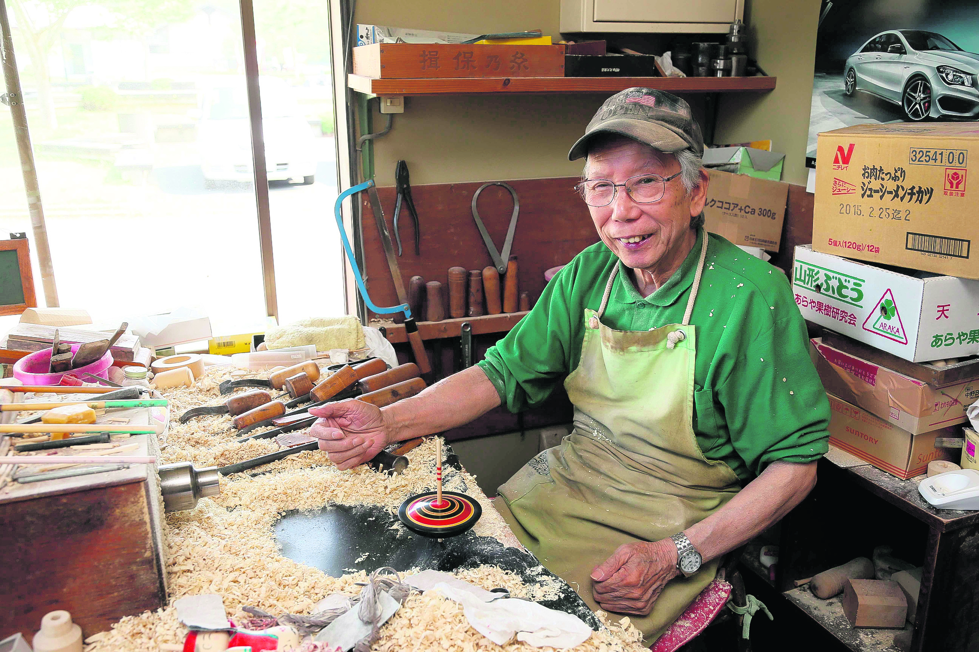 Crafts Japanese Carved Tops