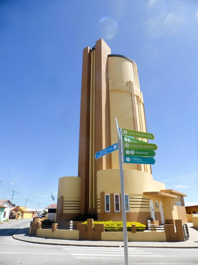 Exploring the Mainstreet of San Nicolas, the Sunrise City Aruba Today