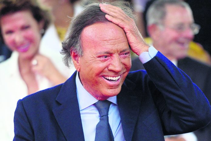 Music Julio Iglesias