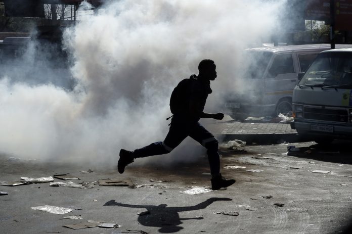 APTOPIX South Africa Unrest