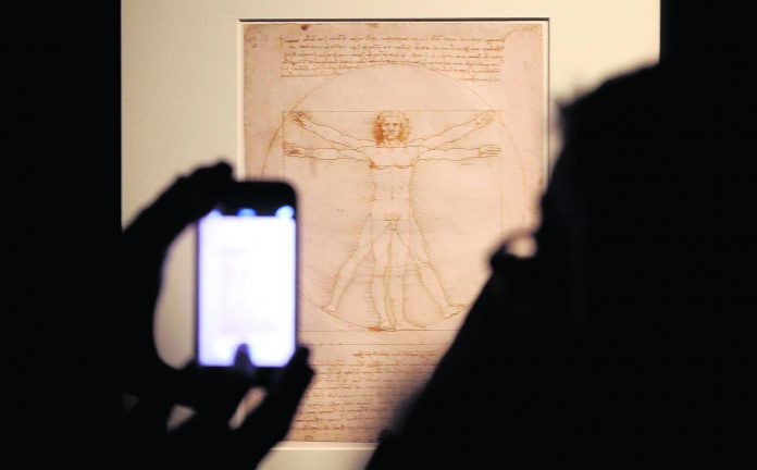 Italy Leonardo Louvre