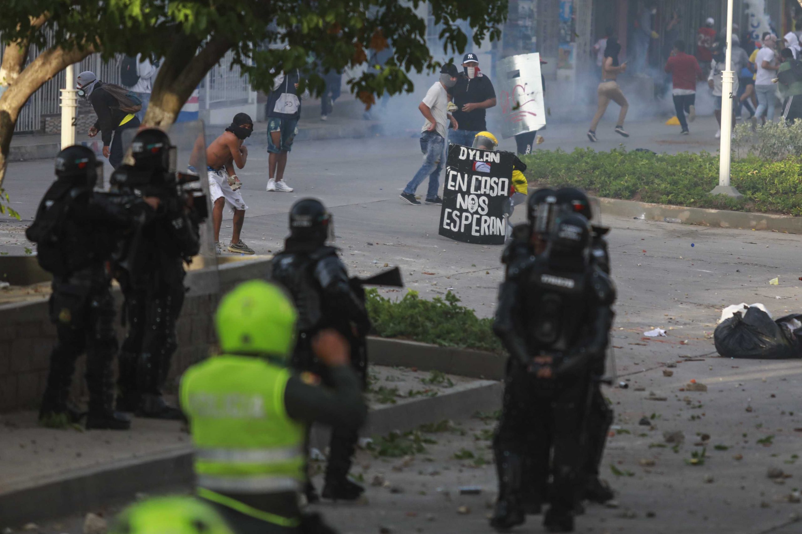 Rights group: Colombian police cause deaths of 20 protesters – Aruba Today