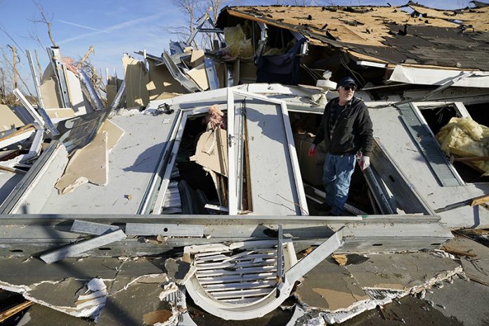 APTOPIX Midwest Tornadoes