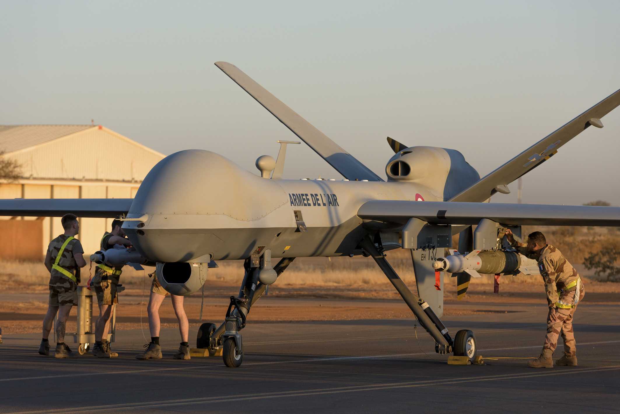 Что такое дроны на войне. Mq-9 Рипер. Ударный беспилотник mq-9 Reaper. Дрон mq-9 Reaper США. Беспилотник Рипер mq-9а.