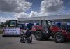 Dutch farmers block entrances to supermarket warehouses