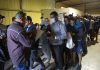 U.S. to issue ID to migrants awaiting deportation proceedings