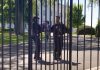 Littlest intruder: Toddler crawls through White House fence