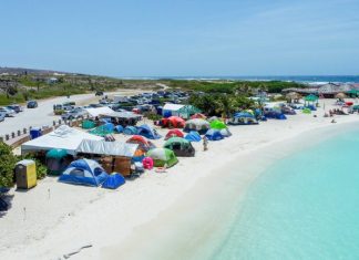Easter on Aruba: A tradition of camping