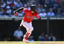 Guardians clinch AL playoff berth with walk-off, 3-2 win in extra innings over Twins