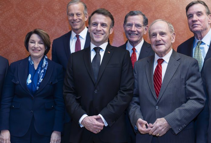 Emmanuel MacronJohn ThuneAmy KlobucharJohn BarrassoJames RischMark Warner