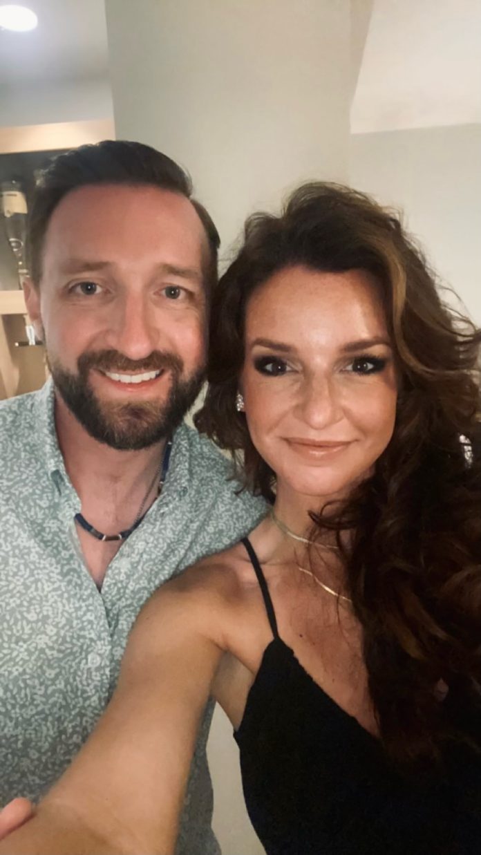 ARUBA TO ME VALENTINO