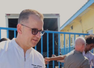 Fueling creativity and inspiration in our future generations; Divi and Tamarijn hosts masterclasses for students from EPB San Nicolas featuring Green Egg Europe’s Michel Lambermon and mixologists Gilbert Gomez & Esneider Tuñon