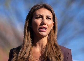 Trump’s former lawyer Alina Habba resigns as top federal prosecutor in New Jersey