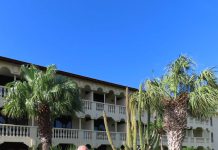 Sande and Susan Lichtenstein honored loyal visitors at Bucuti & Tara Beach Resort!