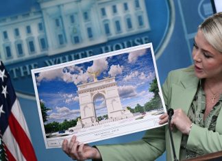 Trump’s triumphal arch gets official name