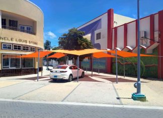 A.T.A. Replaces Canopies Near Uncle Louis Store Monument