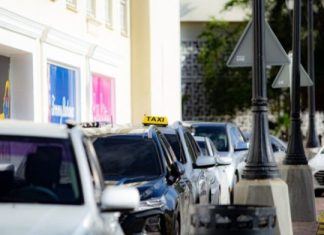 Aruban government launches website allowing passengers to verify official taxi fares