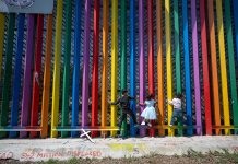 U.S. expects to finish wall along Mexican border by late 2027