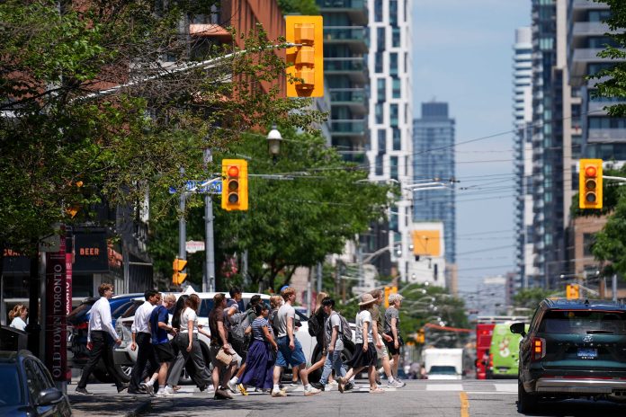 Heat Warning in Toronto