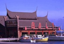 The Bali Restaurant: a touristic hot spot and lost gem on the island