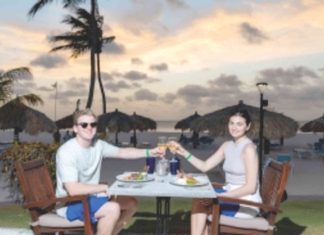 Create precious memories in the heart of Costa Linda Beach Resort; Water’s Edge Restaurant offers the complete vacation experience!